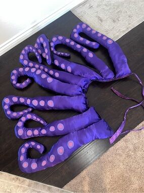 Women’s Ursula Tentacles